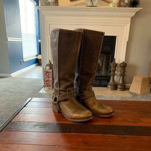 Circle G Corral Harness Distressed Leather Boots